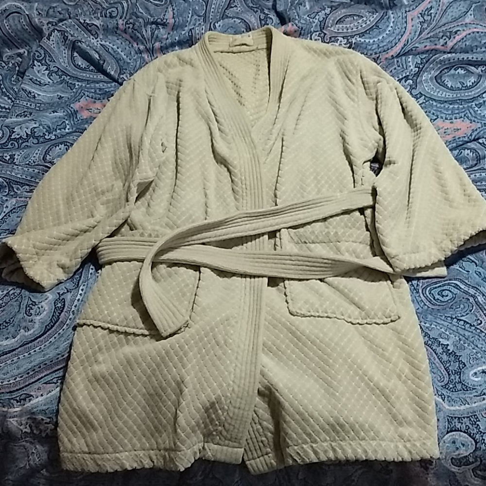 Terrycloth housecoat/bathrobe